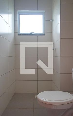 Apartamento à venda com 53m², 2 quartos e 1 vaga Apartamento à venda com 53m², 2 quartos e 1 vagaBanheiro