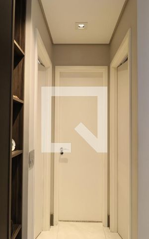 Apartamento à venda com 100m², 2 quartos e 2 vagasCorredor