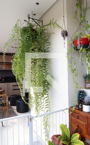 Apartamento à venda com 100m², 2 quartos e 2 vagasDetalhe