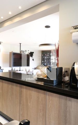 Apartamento à venda com 100m², 2 quartos e 2 vagasCozinha