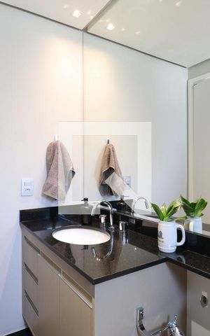 Apartamento à venda com 100m², 2 quartos e 2 vagasBanheiro da Suíte