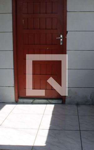Casa à venda com 400m², 4 quartos e 2 vagasÁrea Frontal