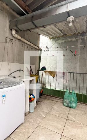Casa à venda com 127m², 4 quartos e 1 vaga Casa à venda com 127m², 4 quartos e 1 vagaÁrea de serviço 2
