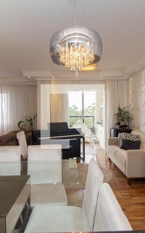 Apartamento à venda com 81m², 2 quartos e 1 vaga Apartamento à venda com 81m², 2 quartos e 1 vagaSala