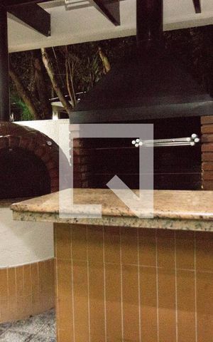 Apartamento à venda com 81m², 2 quartos e 1 vaga Apartamento à venda com 81m², 2 quartos e 1 vagaÁrea comum - Churrasqueira