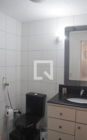 Apartamento à venda com 70m², 2 quartos e sem vagaBanheiro