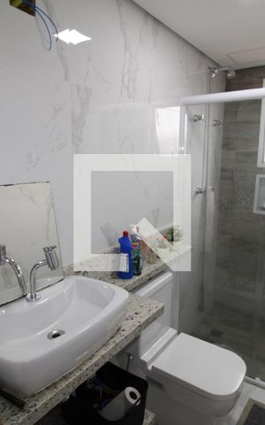 Apartamento à venda com 71m², 3 quartos e 2 vagasQuarto 3 - Banheiro