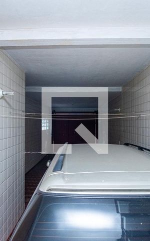 Casa à venda com 210m², 3 quartos e 2 vagas Casa à venda com 210m², 3 quartos e 2 vagasGaragem