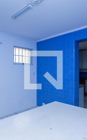 Casa à venda com 210m², 3 quartos e 2 vagas Casa à venda com 210m², 3 quartos e 2 vagasSala