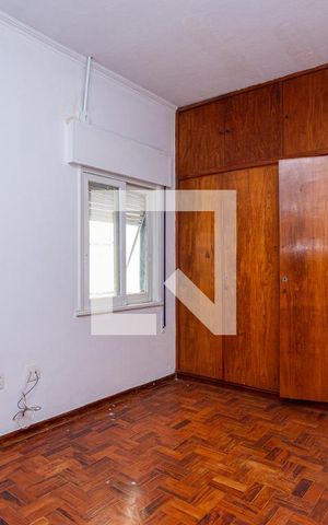 Casa à venda com 210m², 3 quartos e 2 vagas Casa à venda com 210m², 3 quartos e 2 vagasQuarto