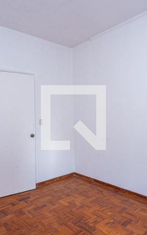 Casa à venda com 210m², 3 quartos e 2 vagas Casa à venda com 210m², 3 quartos e 2 vagasQuarto