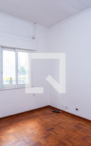 Casa à venda com 210m², 3 quartos e 2 vagas Casa à venda com 210m², 3 quartos e 2 vagasQuarto
