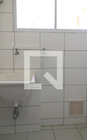 Apartamento para alugar com 45m², 2 quartos e sem vagaÁrea de Serviço