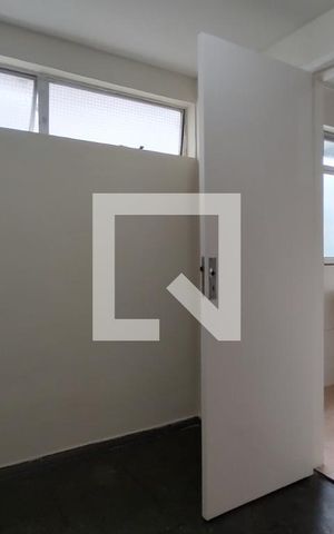 Apartamento para alugar com 111m², 3 quartos e 1 vagaQuarto de Serviço