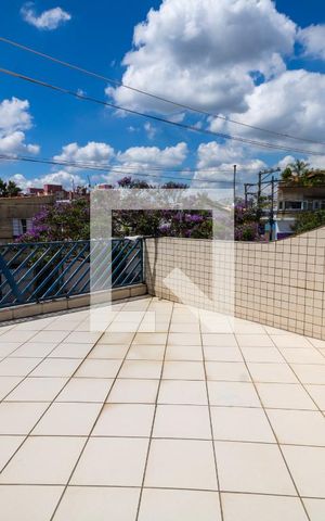 Casa à venda com 137m², 3 quartos e 2 vagas Casa à venda com 137m², 3 quartos e 2 vagasÁrea comum