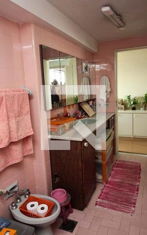 Apartamento à venda com 205m², 3 quartos e sem vaga Apartamento à venda com 205m², 3 quartos e sem vagaBanheiro da Suíte