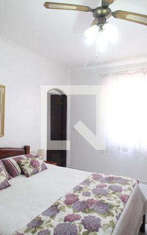 Casa à venda com 202m², 4 quartos e 5 vagasQuarto Suíte 1 