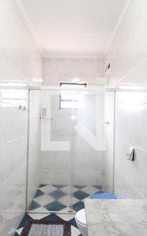 Casa à venda com 202m², 4 quartos e 5 vagasBanheiro 