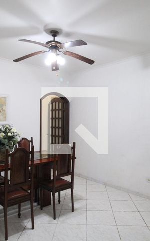 Casa à venda com 202m², 4 quartos e 5 vagasSala de Jantar