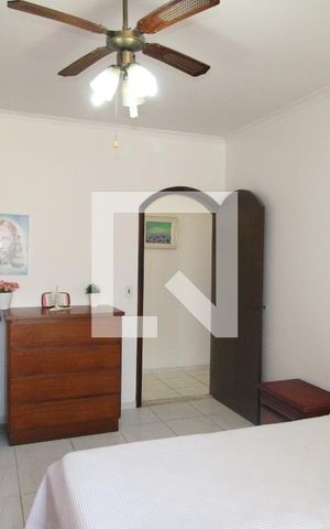 Casa à venda com 202m², 4 quartos e 5 vagasQuarto Suíte 2 
