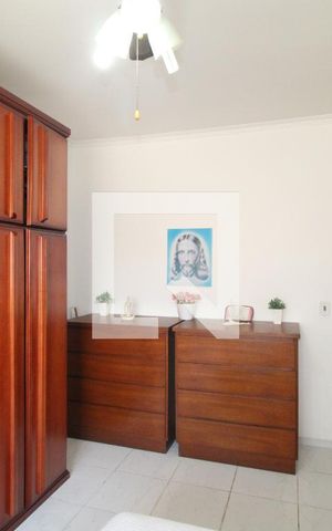 Casa à venda com 202m², 4 quartos e 5 vagasQuarto Suíte 2 