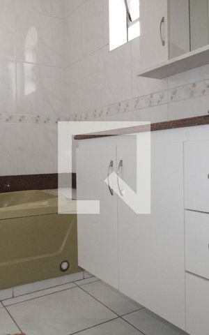 Casa à venda com 202m², 4 quartos e 5 vagasBanheiro da Suíte 1