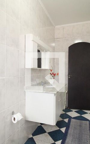Casa à venda com 202m², 4 quartos e 5 vagasBanheiro 