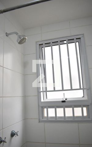 Apartamento à venda com 41m², 2 quartos e sem vagaDetalhe do banheiro