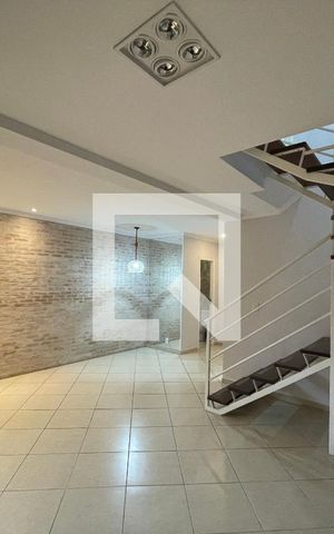 Casa de condomínio à venda com 93m², 3 quartos e 2 vagasSala
