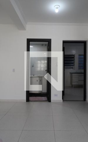 Casa para alugar com 128m², 3 quartos e 2 vagasSala