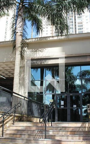 Apartamento à venda com 69m², 2 quartos e 1 vagaFachada e portaria