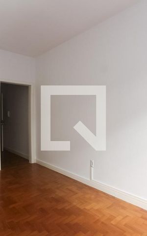 Studio à venda com 27m², 1 quarto e sem vagaSala/Quarto