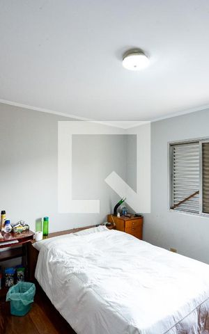 Casa à venda com 230m², 4 quartos e 3 vagas Casa à venda com 230m², 4 quartos e 3 vagasQuarto 3