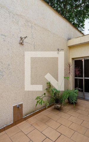 Casa à venda com 230m², 4 quartos e 3 vagas Casa à venda com 230m², 4 quartos e 3 vagasChurrasqueira