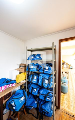 Casa à venda com 230m², 4 quartos e 3 vagas Casa à venda com 230m², 4 quartos e 3 vagasQuarto de Serviço