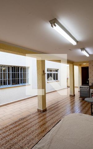 Casa à venda com 230m², 4 quartos e 3 vagas Casa à venda com 230m², 4 quartos e 3 vagasChurrasqueira
