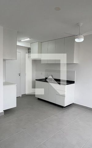 Studio para alugar com 24m², 1 quarto e sem vaga Studio para alugar com 24m², 1 quarto e sem vagaQuarto Studio