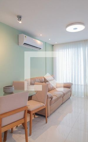 Apartamento à venda com 160m², 5 quartos e 2 vagas Apartamento à venda com 160m², 5 quartos e 2 vagasSala
