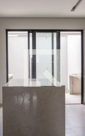Casa à venda com 150m², 4 quartos e 2 vagasCozinha