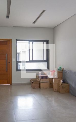 Casa à venda com 150m², 4 quartos e 2 vagasSala