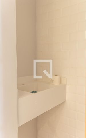 Casa à venda com 150m², 4 quartos e 2 vagasLavabo
