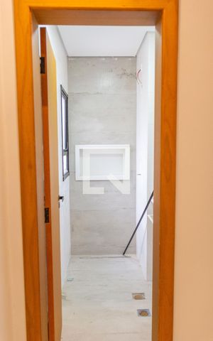 Casa à venda com 150m², 4 quartos e 2 vagasBanheiro da Suíte 2