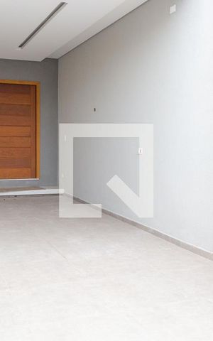 Casa à venda com 150m², 4 quartos e 2 vagasEntrada