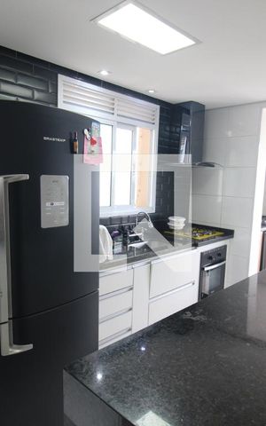 Apartamento para alugar com 81m², 2 quartos e 2 vagasCozinha