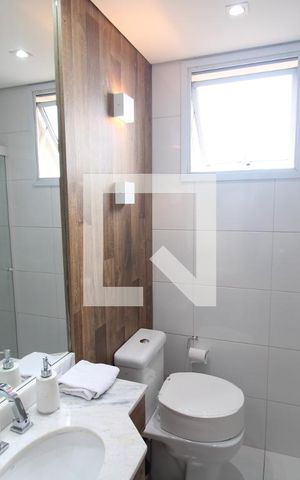 Apartamento para alugar com 81m², 2 quartos e 2 vagasBanheiro