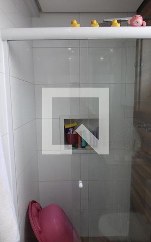 Apartamento para alugar com 81m², 2 quartos e 2 vagasQuarto 1 - Banheiro