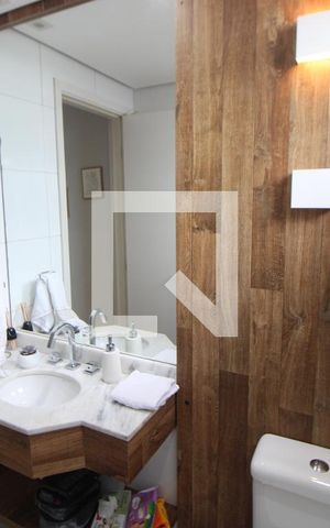 Apartamento para alugar com 81m², 2 quartos e 2 vagasBanheiro