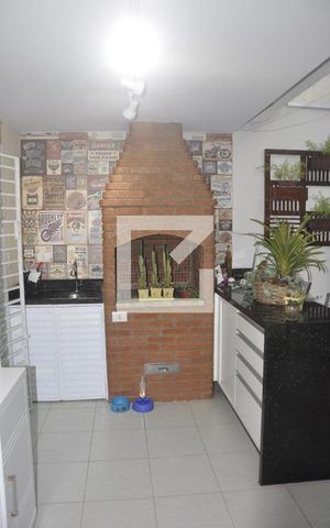 Casa para alugar com 250m², 3 quartos e 5 vagasÁrea Externa