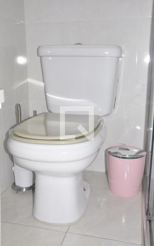 Casa para alugar com 250m², 3 quartos e 5 vagasBanheiro do Quarto 2