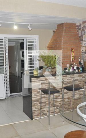 Casa para alugar com 250m², 3 quartos e 5 vagasÁrea Externa